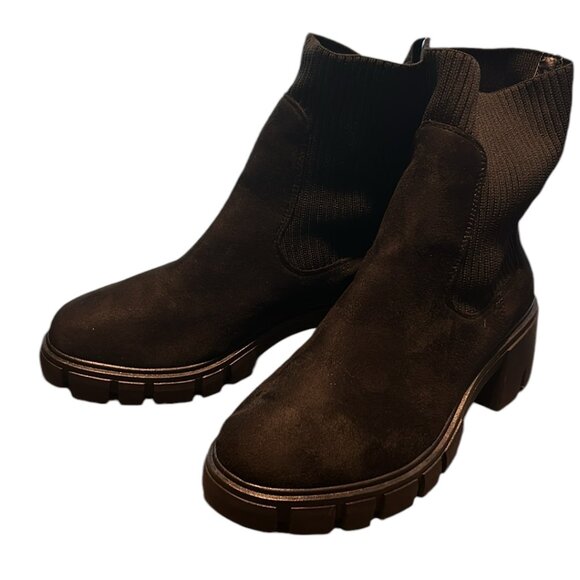 HAND MADE WOMEN SHOES COLOR BLACK SIZE 41 USED LIKE NEW - Picture 1 of 8